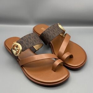 MICHAEL MICHAEL KORS Vera Sandal